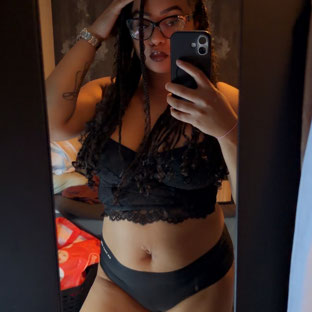 Melanniiee