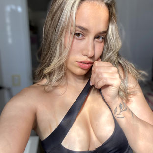 SensualMom 🤫💦