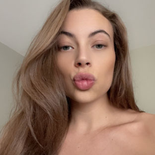 Lisa Lovella