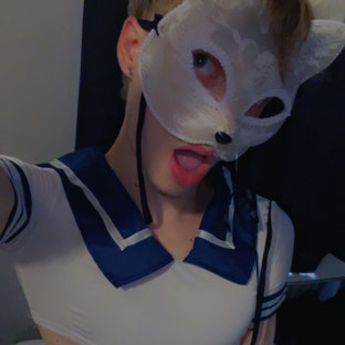 femboywithakittymask