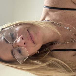 stoute milf