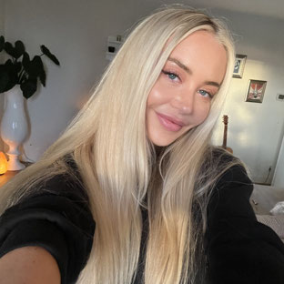 Amber Karis 🇳🇱🇬🇧