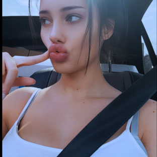 Hot Boobs 🔥