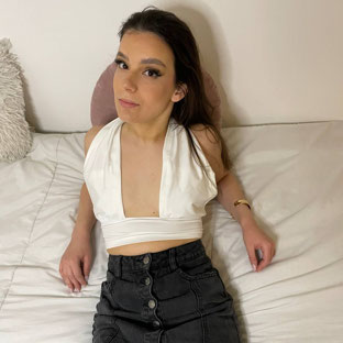 Mia Collins