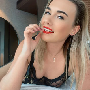 Larissa89