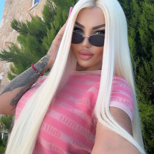 Blondebarbie – F2F Creator Titelbild