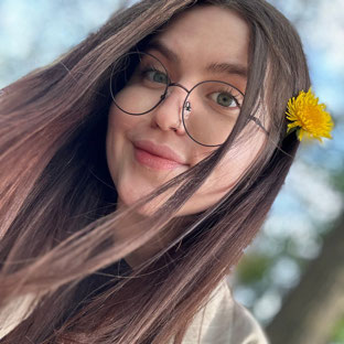 Ella de Vaan – F2F Creator Titelbild