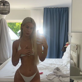 Blonde Queen