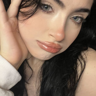 Melanie 🫦 Melanie 🫦