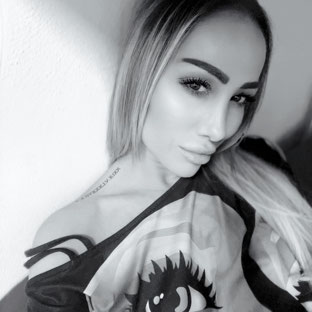 Eva_Nowatel